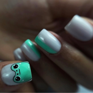 نمونه کار ملیکا اشتری ترمیم ژل با طراحی